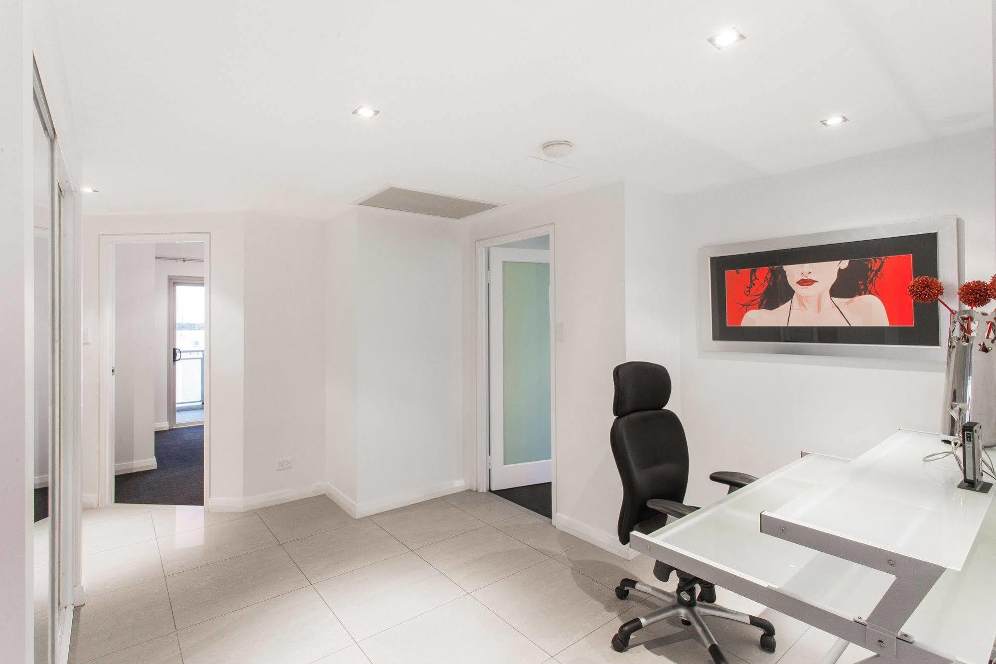 Spinnakers By Rockingham Apartments Εξωτερικό φωτογραφία
