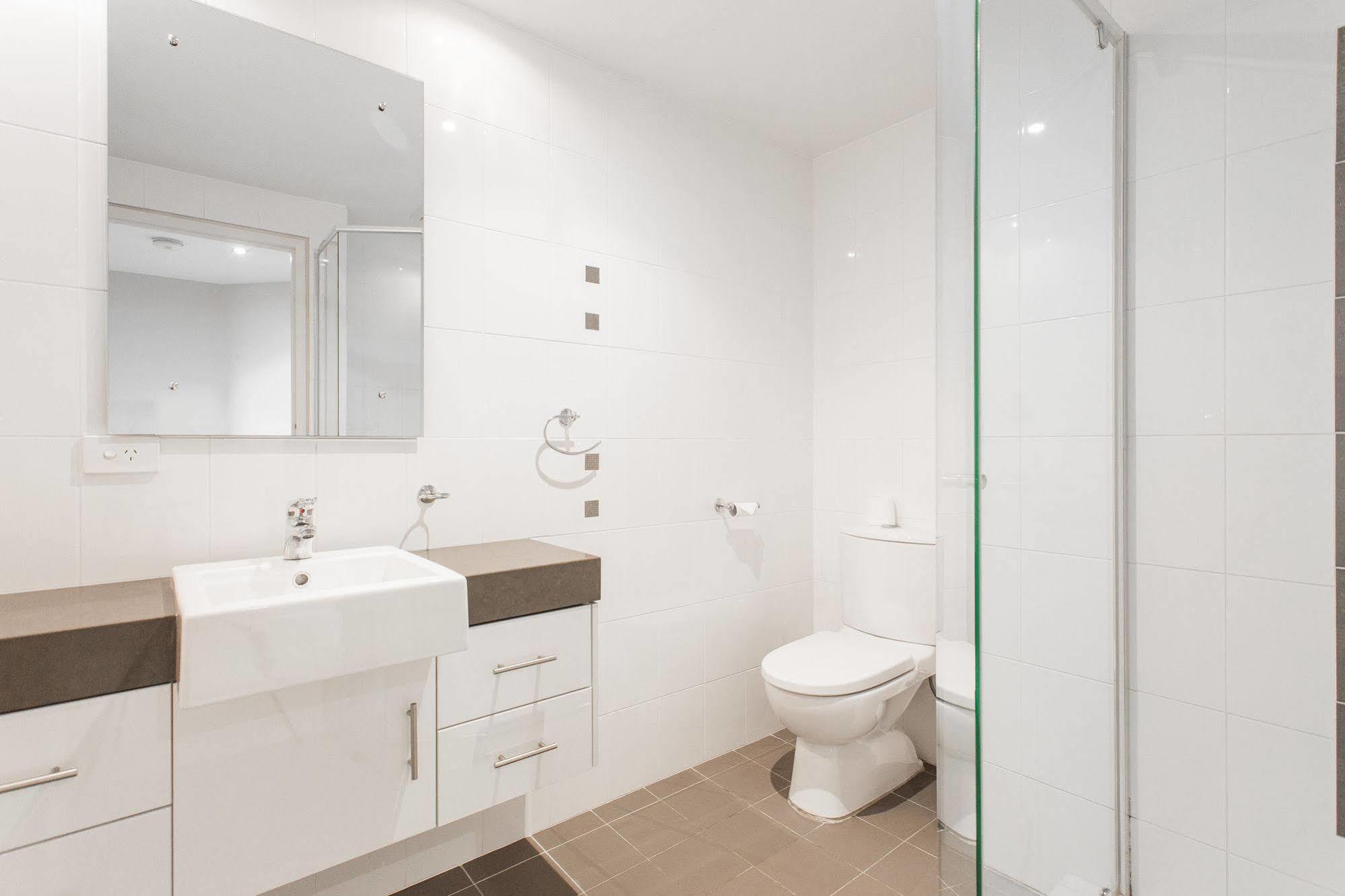 Spinnakers By Rockingham Apartments Εξωτερικό φωτογραφία