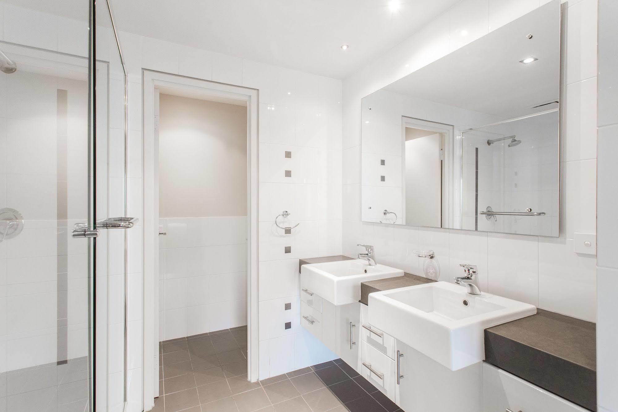 Spinnakers By Rockingham Apartments Εξωτερικό φωτογραφία